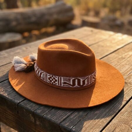 SHEEP WOOL HAT FOR WOMAN/MAN