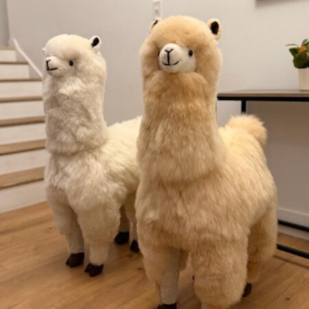 LIFE-SIZE ALPACA ORNAMENT